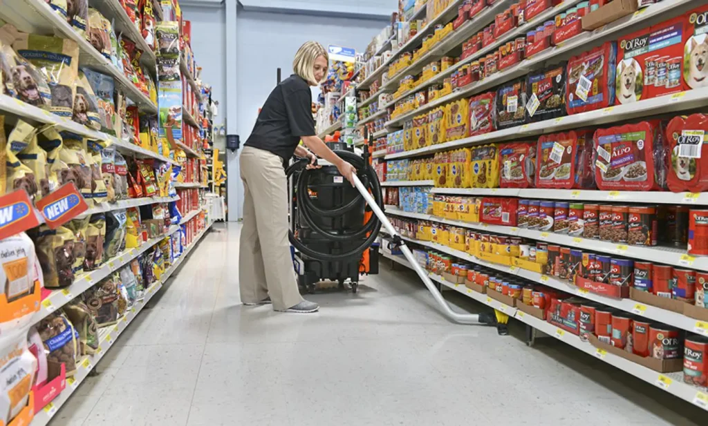 retail shop cleaning